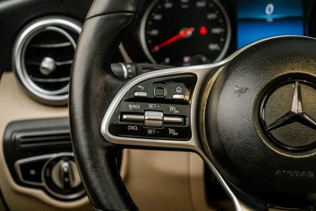 
								2020 Mercedes-Benz GLC GLC 300 Sport Utility 4D full									