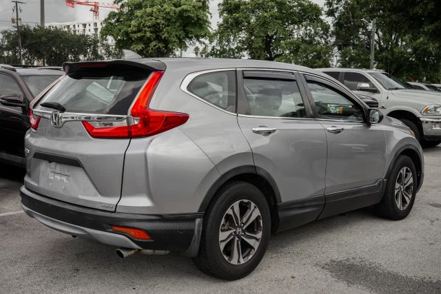 
								2018 Honda CR-V LX Sport Utility 4D full									