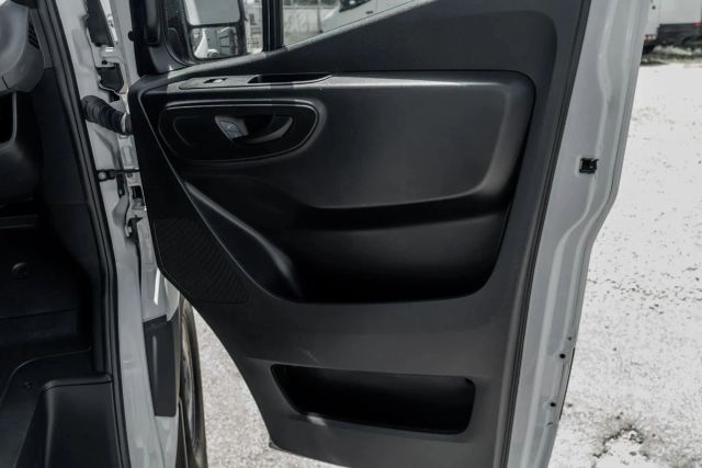 
								2023 Mercedes-Benz Sprinter 2500 Cargo High Roof w/170  WB Van 3D full									