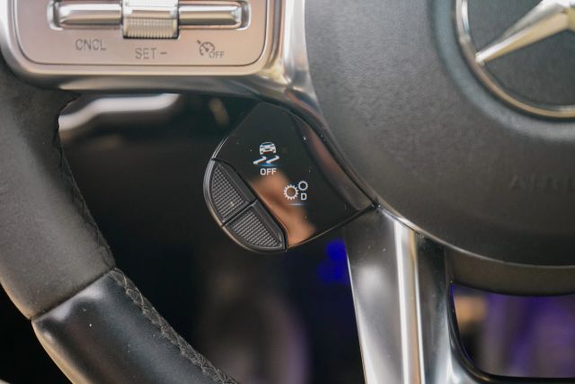 
								2020 Mercedes-Benz Mercedes-AMG CLA CLA 35 4MATIC Coupe 4D full									