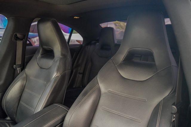 
								2020 Mercedes-Benz Mercedes-AMG CLA CLA 35 4MATIC Coupe 4D full									