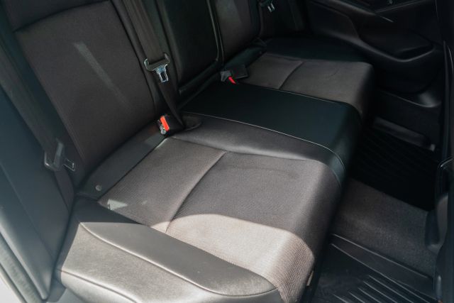 
								2020 Honda Accord Sport Sedan 4D full									