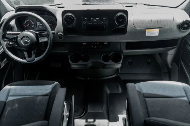 
								2023 Mercedes-Benz Sprinter 2500 Cargo High Roof w/170  WB Van 3D full									