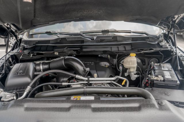 
								2016 Ram 1500 Crew Cab Big Horn Pickup 4D 5 1/2 ft full									