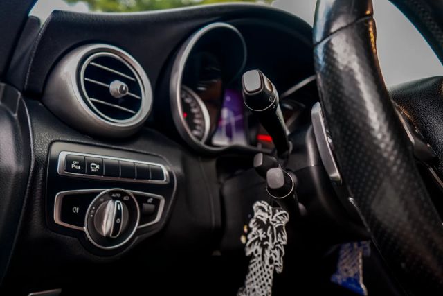 
								2018 Mercedes-Benz C-Class C 300 Cabriolet 2D full									