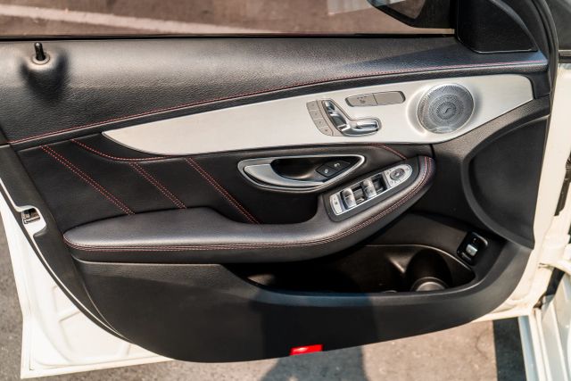 
								2020 Mercedes-Benz Mercedes-AMG C-Class C 43 AMG Sedan 4D full									