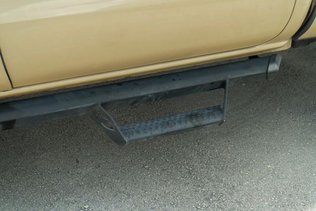 
								2020 Toyota Tacoma Double Cab SR5 Pickup 4D 6 ft full									