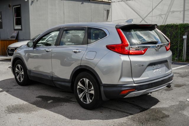 
								2018 Honda CR-V LX Sport Utility 4D full									
