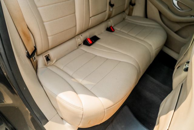 
								2020 Mercedes-Benz GLC GLC 300 Sport Utility 4D full									