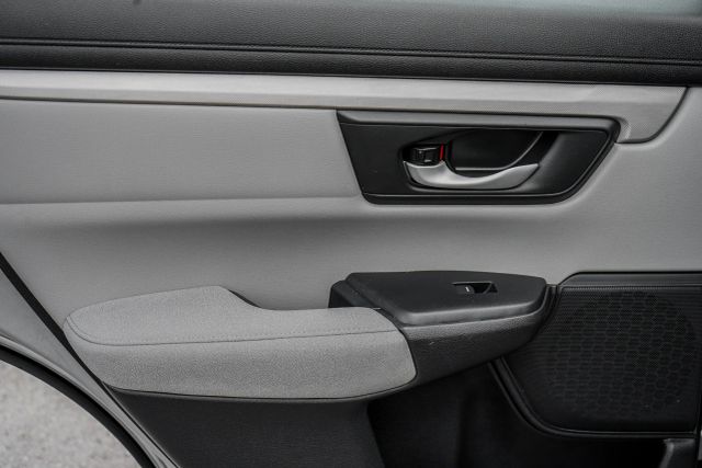 
								2018 Honda CR-V LX Sport Utility 4D full									