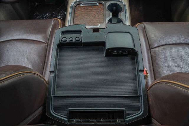 
								2018 Ram 3500 Crew Cab Laramie Longhorn Pickup 4D 8 ft full									