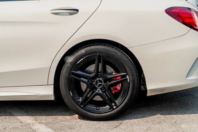 
								2020 Mercedes-Benz Mercedes-AMG C-Class C 43 AMG Sedan 4D full									