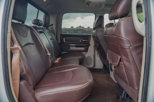 
								2018 Ram 3500 Crew Cab Laramie Longhorn Pickup 4D 8 ft full									