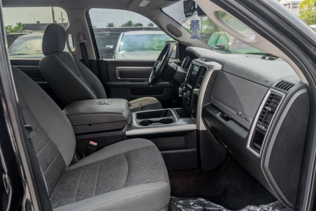 
								2016 Ram 1500 Crew Cab Big Horn Pickup 4D 5 1/2 ft full									