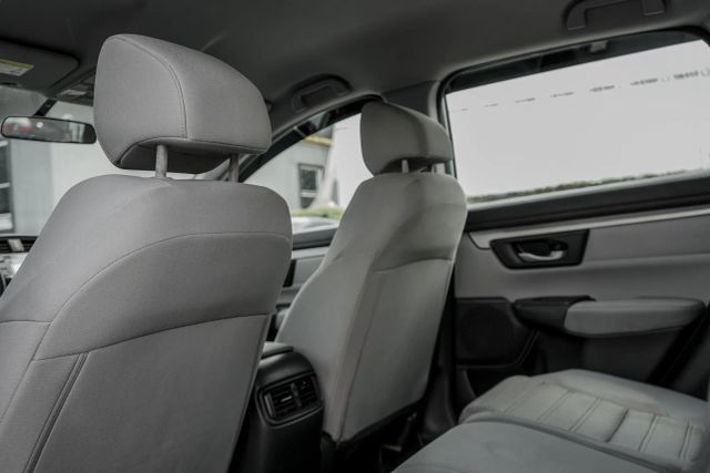 
								2018 Honda CR-V LX Sport Utility 4D full									