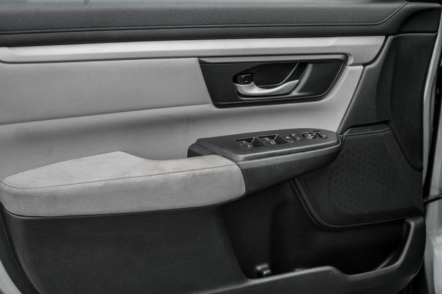 
								2018 Honda CR-V LX Sport Utility 4D full									