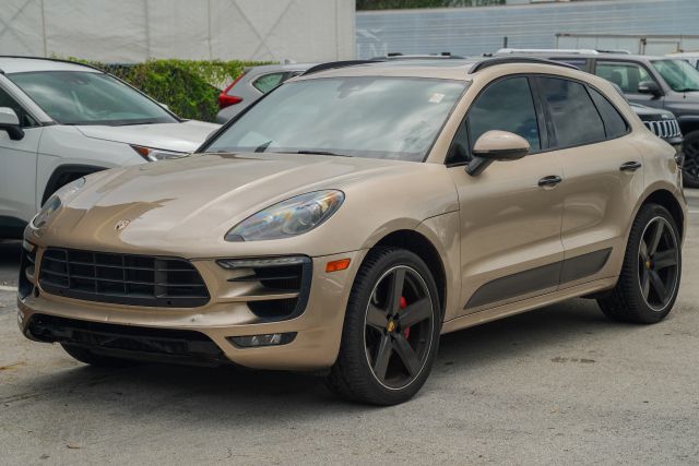 
								2018 Porsche Macan GTS Sport Utility 4D full									