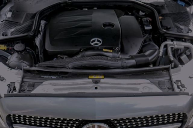 
								2019 Mercedes-Benz C-Class C 300 Sedan 4D full									