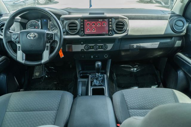 
								2020 Toyota Tacoma Double Cab SR5 Pickup 4D 6 ft full									