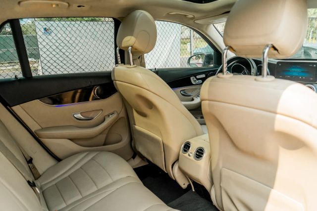 
								2020 Mercedes-Benz GLC GLC 300 Sport Utility 4D full									