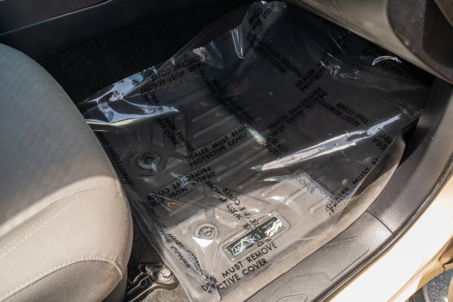 
								2020 Toyota Tacoma Double Cab SR5 Pickup 4D 6 ft full									