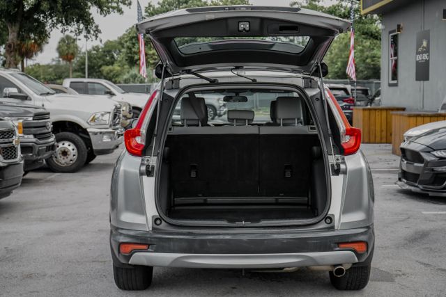 
								2018 Honda CR-V LX Sport Utility 4D full									