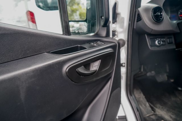 
								2023 Mercedes-Benz Sprinter 2500 Cargo High Roof w/170  WB Van 3D full									