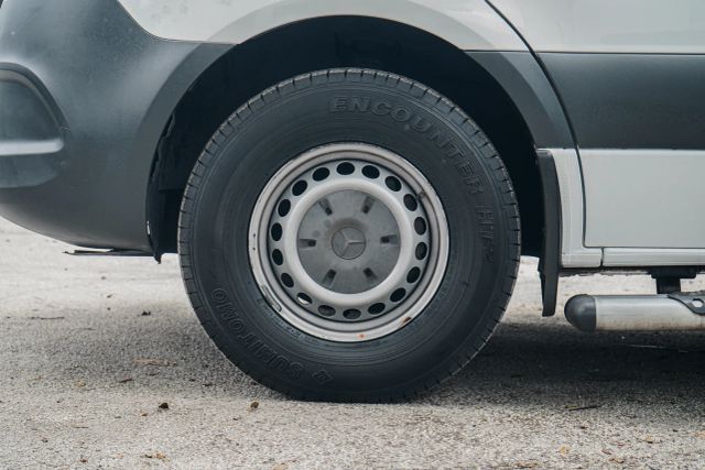 
								2021 Mercedes-Benz Sprinter 2500 Passenger High Roof w/144  WB Van 3D full									