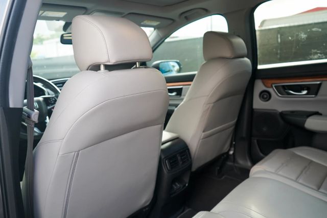 
								2020 Honda CR-V EX-L Sport Utility 4D full									