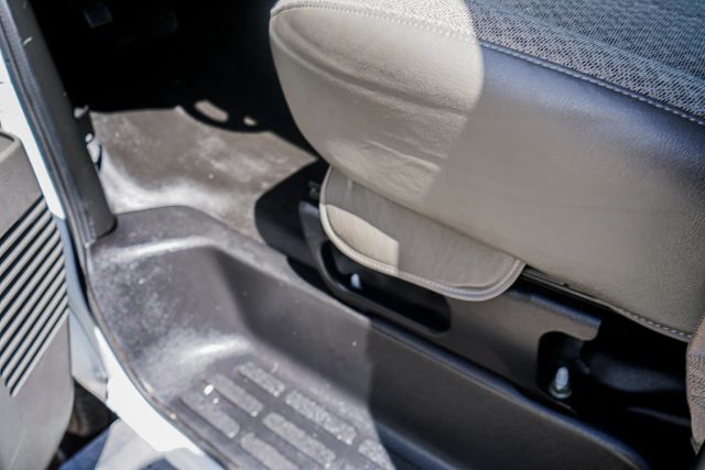 
								2017 Chevrolet Express 2500 Cargo Extended Van 3D full									