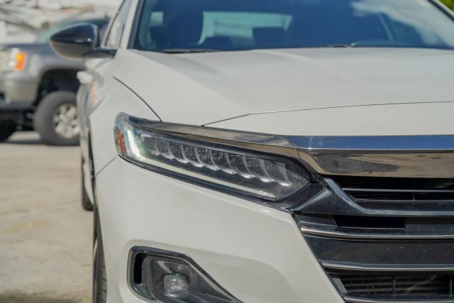 
								2021 Honda Accord Sport Sedan 4D full									