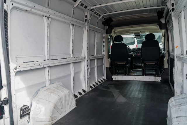 
								2021 Ram ProMaster Cargo Van 2500 High Roof Van 3D full									