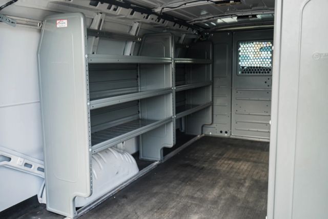 
								2017 Chevrolet Express 2500 Cargo Extended Van 3D full									