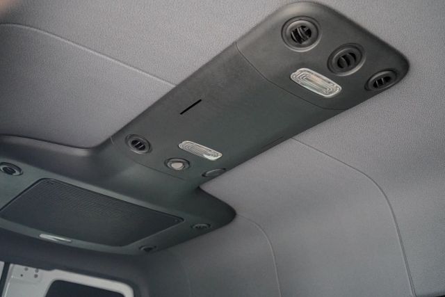 
								2021 Mercedes-Benz Sprinter 2500 Passenger High Roof w/144  WB Van 3D full									