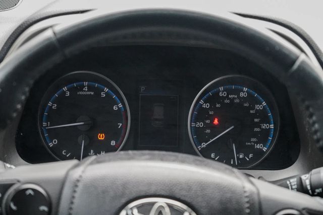 
								2018 Toyota RAV4 XLE Sport Utility 4D full									