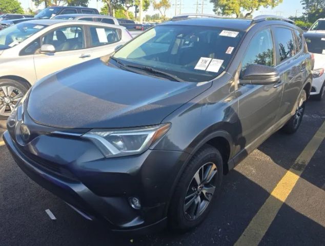 
								2017 Toyota RAV4 XLE Sport Utility 4D full									