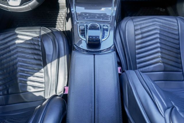 
								2017 Mercedes-Benz C-Class C 300 4MATIC Sedan 4D full									