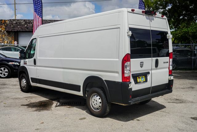 
								2021 Ram ProMaster Cargo Van 2500 High Roof Van 3D full									