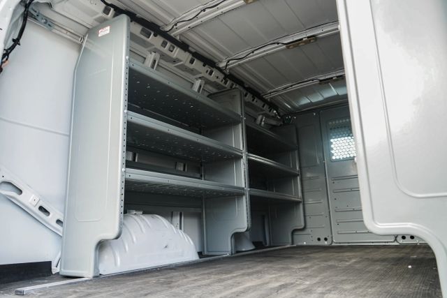 
								2017 Chevrolet Express 2500 Cargo Extended Van 3D full									