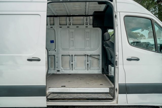 
								2023 Mercedes-Benz Sprinter 2500 Cargo High Roof w/170  WB Van 3D full									