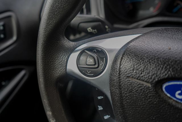 
								2016 Ford Transit Connect Cargo XL Van 4D full									