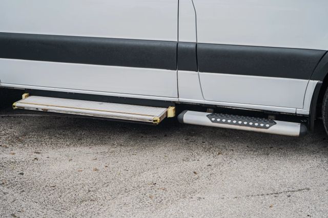 
								2021 Mercedes-Benz Sprinter 2500 Passenger High Roof w/144  WB Van 3D full									