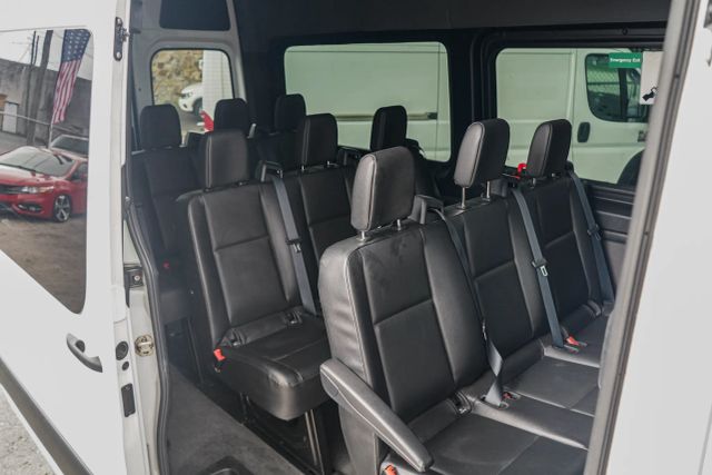 
								2021 Mercedes-Benz Sprinter 2500 Passenger High Roof w/144  WB Van 3D full									