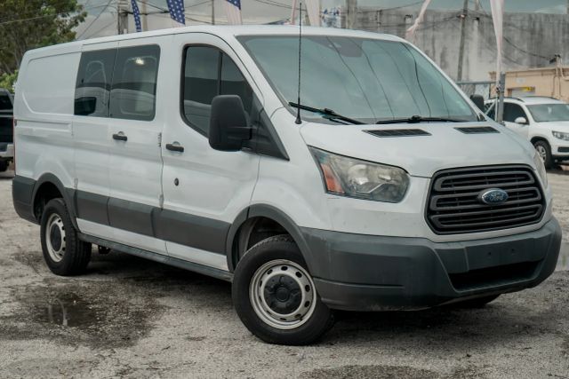 
								2017 Ford Transit 250 Van Low Roof w/60/40 Side Door w/RWB Van 3D full									