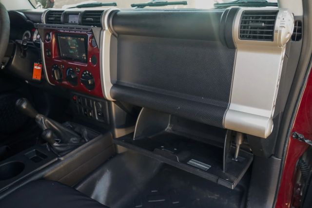 
								2008 Toyota FJ Cruiser Sport Utility 2D full									