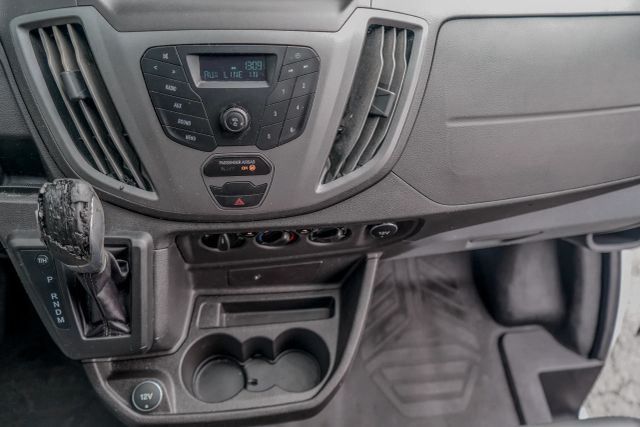 
								2017 Ford Transit 250 Van Low Roof w/60/40 Side Door w/RWB Van 3D full									