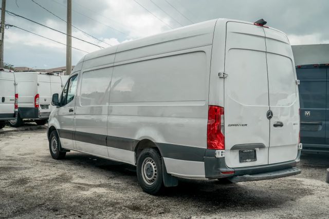 
								2023 Mercedes-Benz Sprinter 2500 Cargo High Roof w/170  WB Van 3D full									