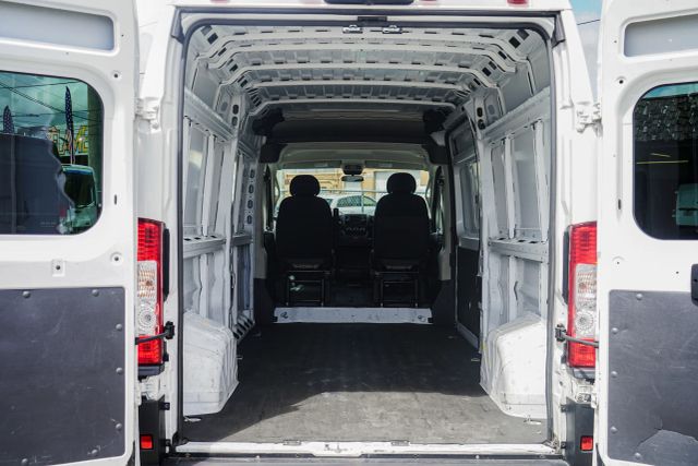 
								2021 Ram ProMaster Cargo Van 2500 High Roof Van 3D full									