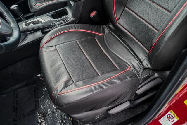 
								2018 Toyota RAV4 XLE Sport Utility 4D full									