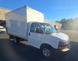 2020 Chevrolet Express Commercial Cutaway Cutaway Van 2D